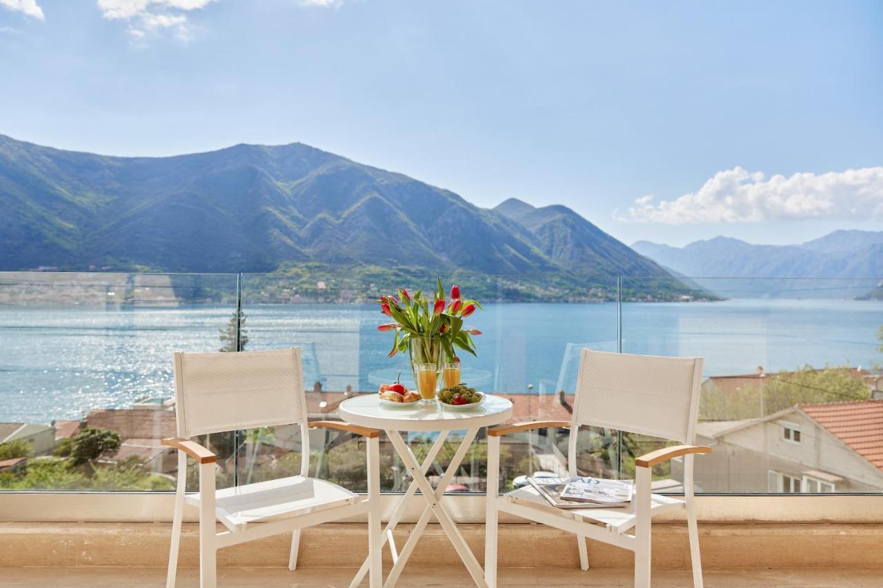 Noa With Sea View Апартаменти *